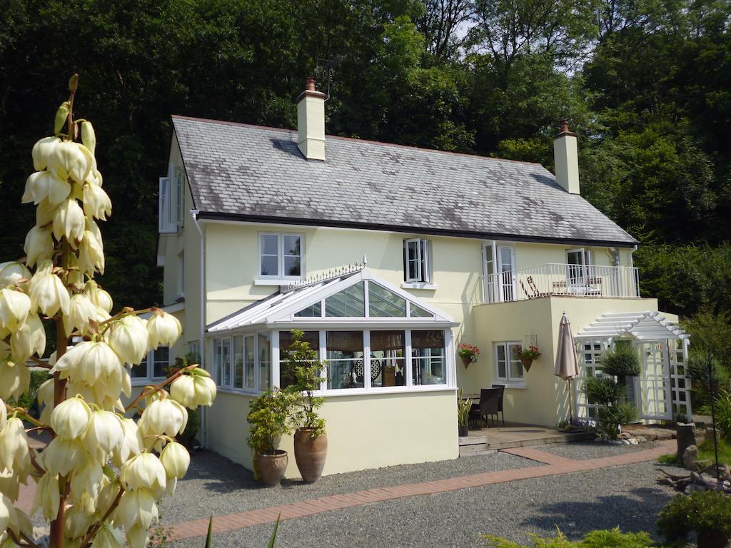 Newmoor Park Hotell Launceston Exteriör bild